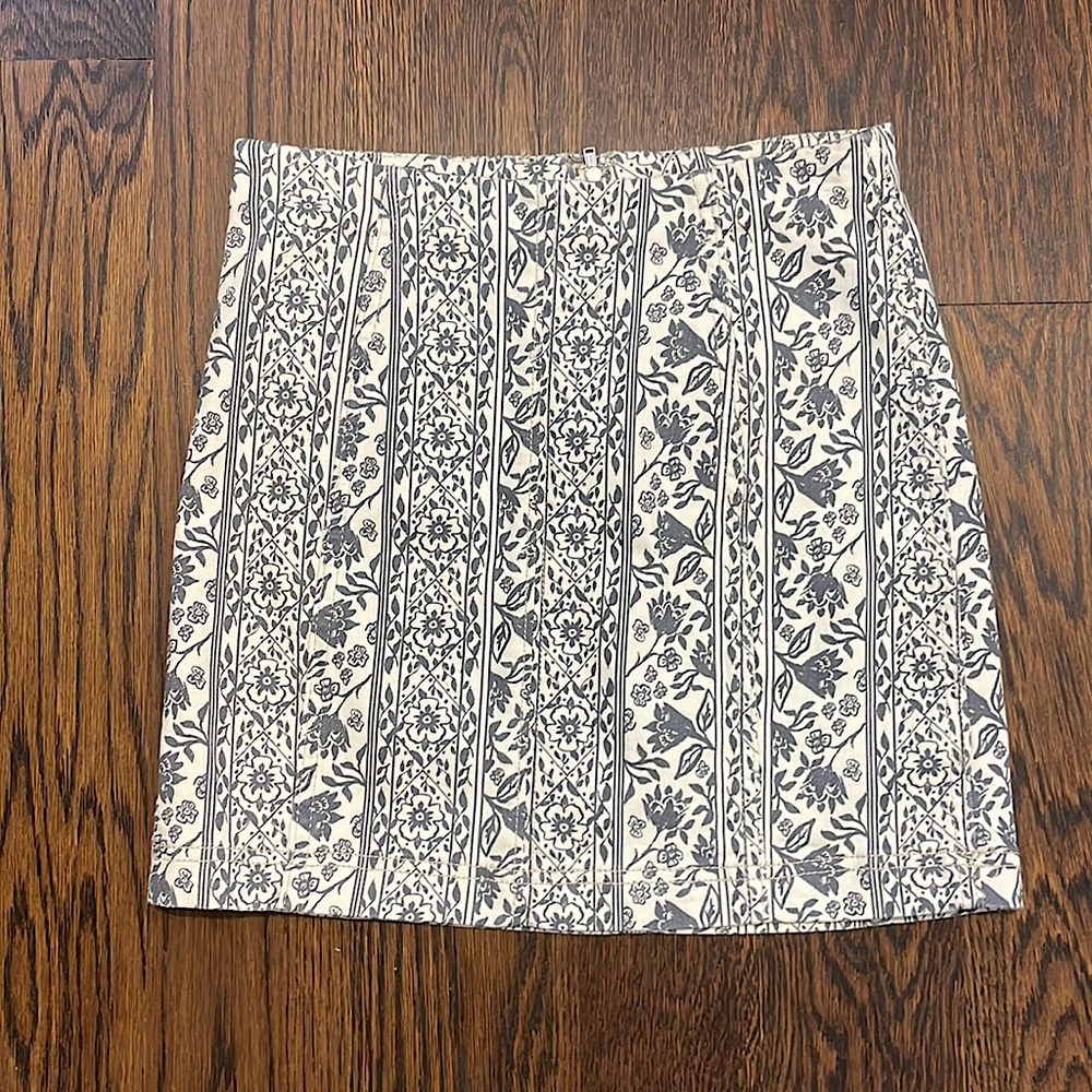 free people- skirt- floral pattern